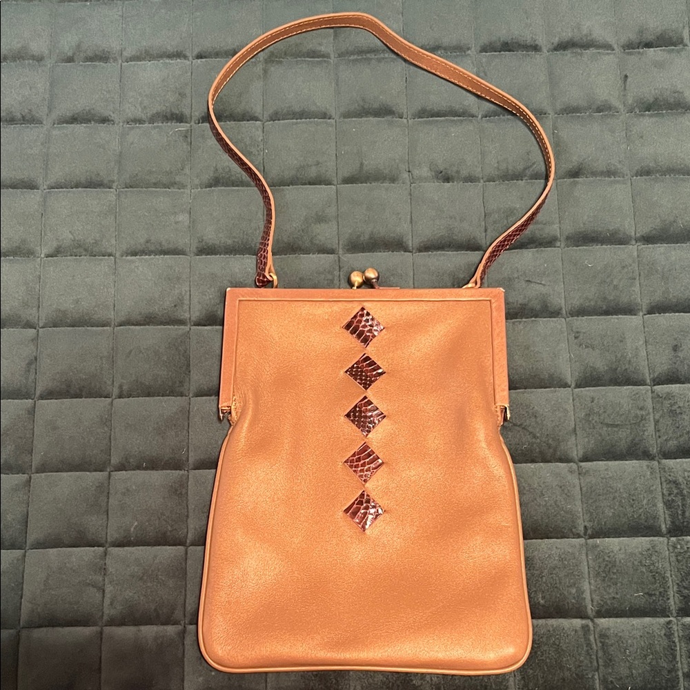 Cute Vintage Style Handbag